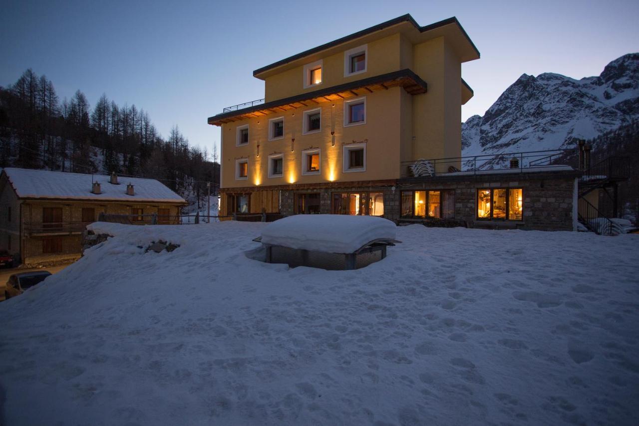Apartments Suites Lac Bleu Breuil-Cervinia Zewnętrze zdjęcie